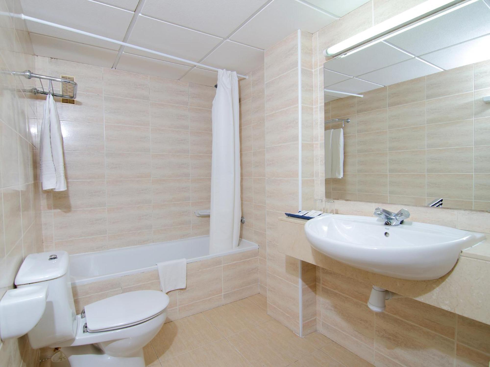 Bellevue Belsana Hotell Puerto Colom Exteriör bild